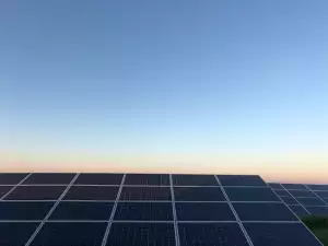 Solární Nabíječka 12V