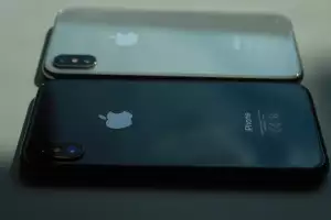 Kryty Iphone 12